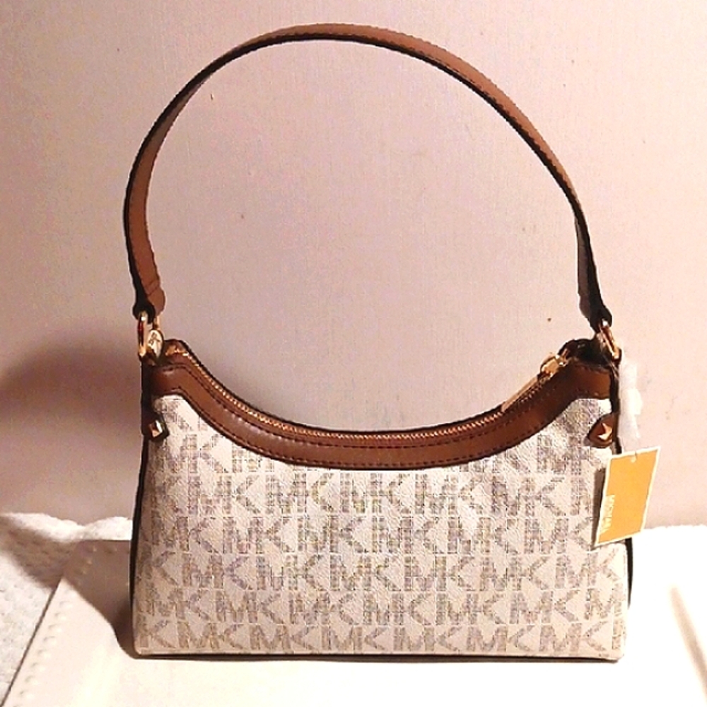 Gorgeous ⚜️ Michael Kors ⚜️ Vanilla/Luggage Pouchette Shoulder Bag